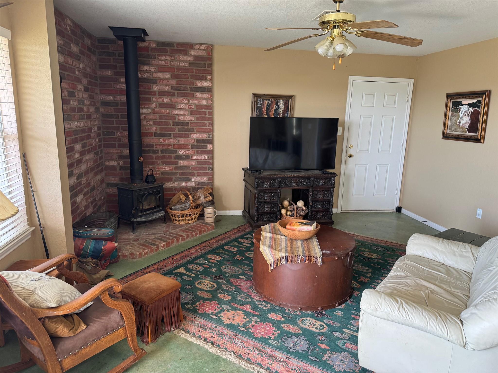 460 Private Road 1236 — photo 4
