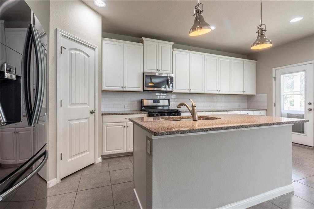 5649 Porano CIR — photo 3
