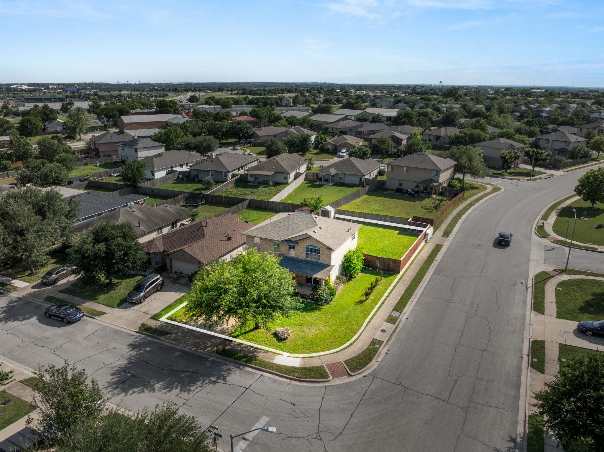 2700 Breezy Point CV — photo 3