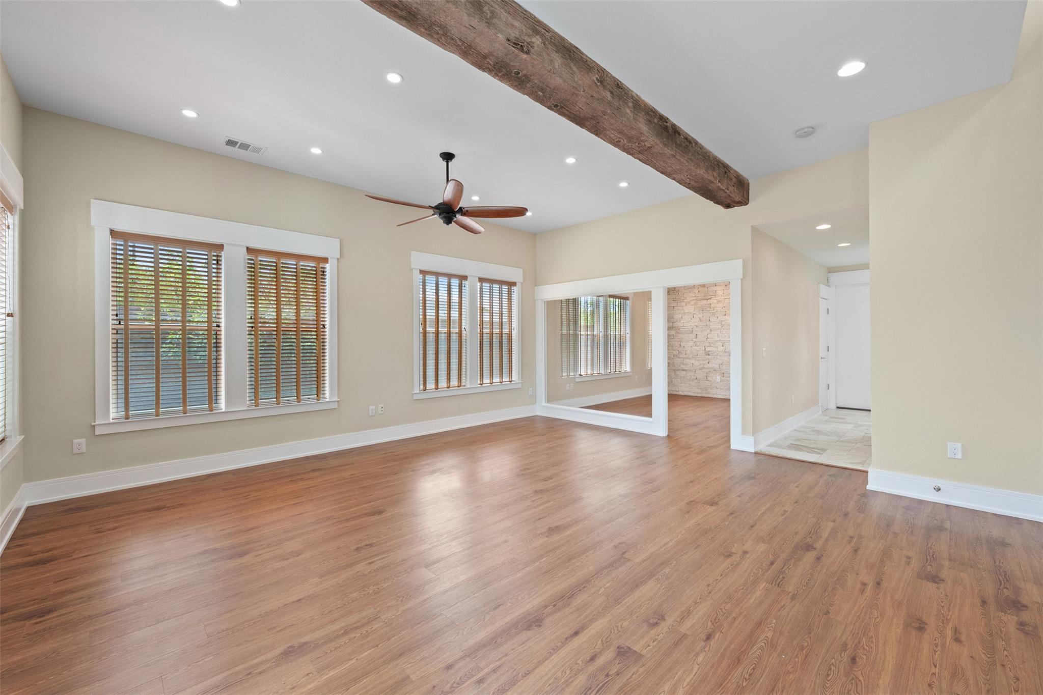 1206 Hart ST — photo 4