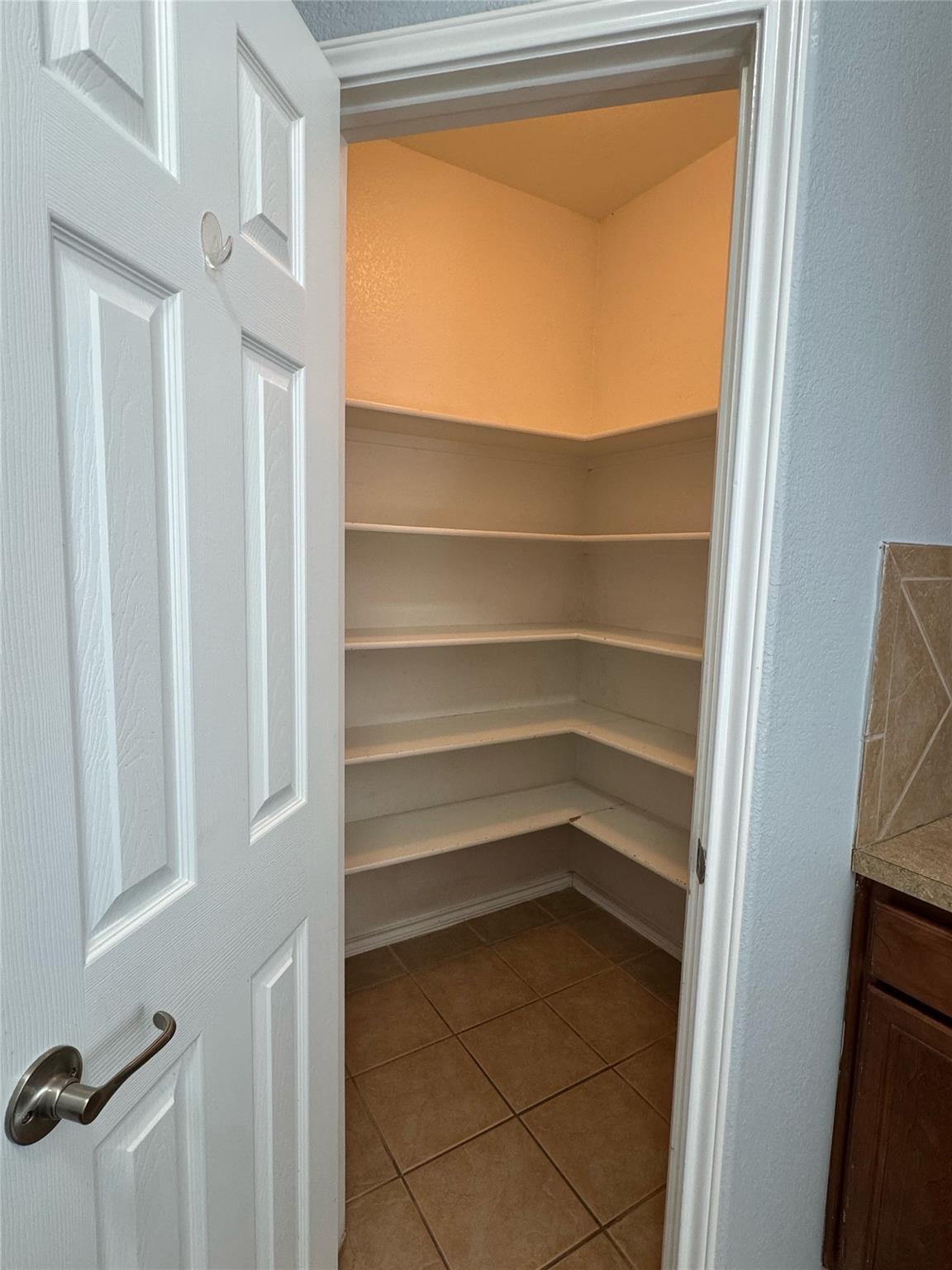 3730 Columbia DR — photo 4