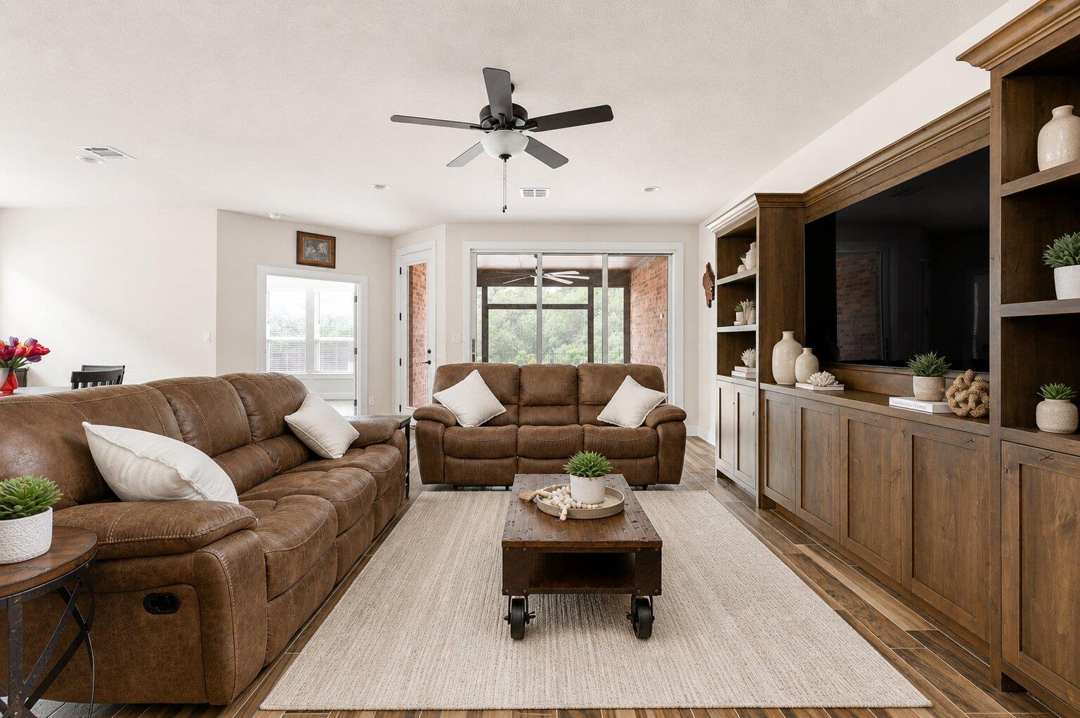 246 Toyah DR — photo 5