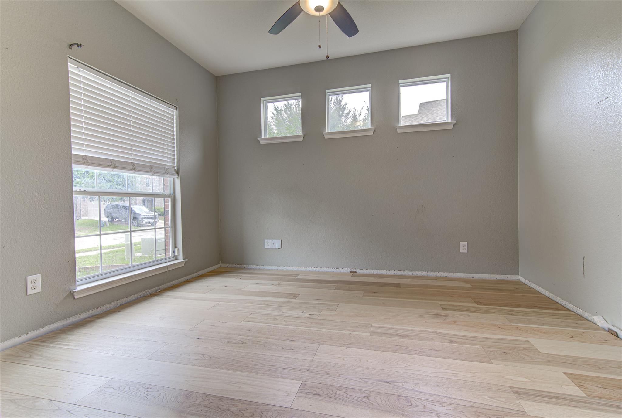 4525 Dennis LN — photo 4