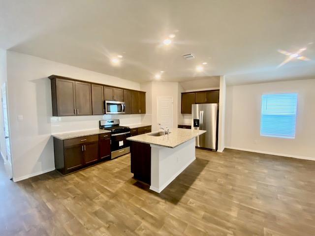 1733 James ST — photo 4