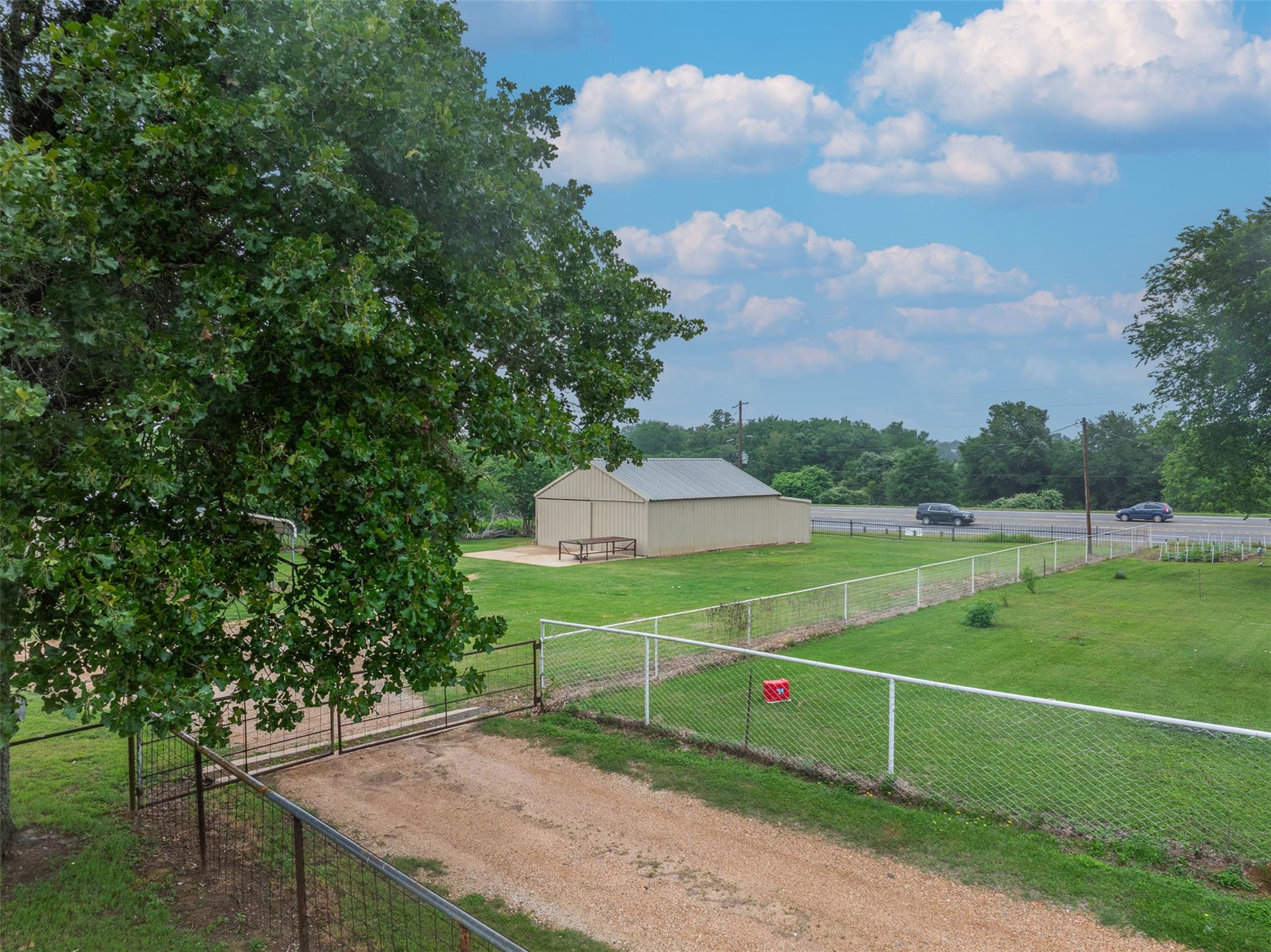 11846 Prairie Hill Drive — photo 5