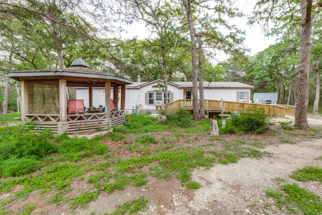 319 Green Oaks DR — photo 3