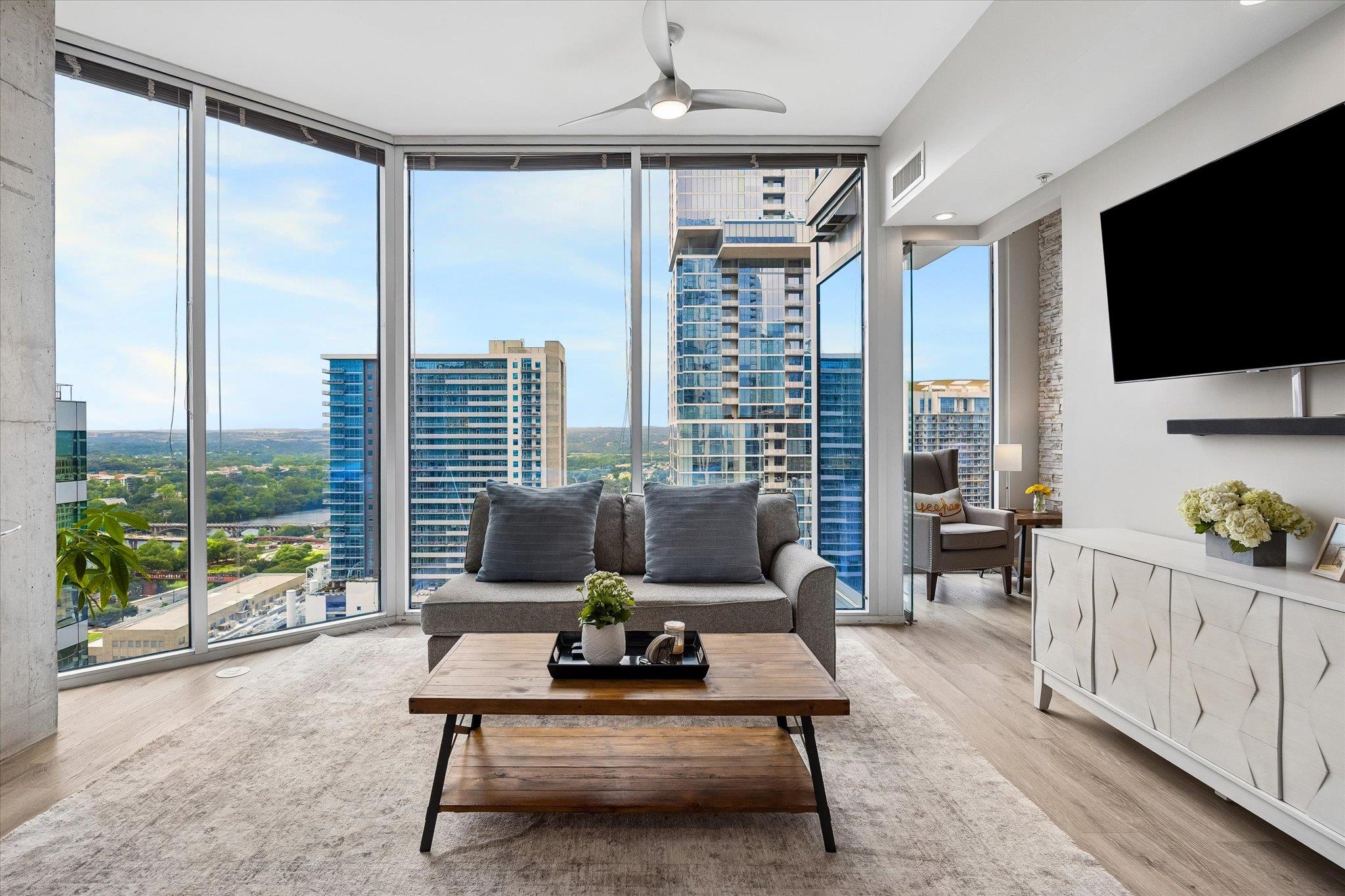 360 Nueces ST #2302 — photo 4