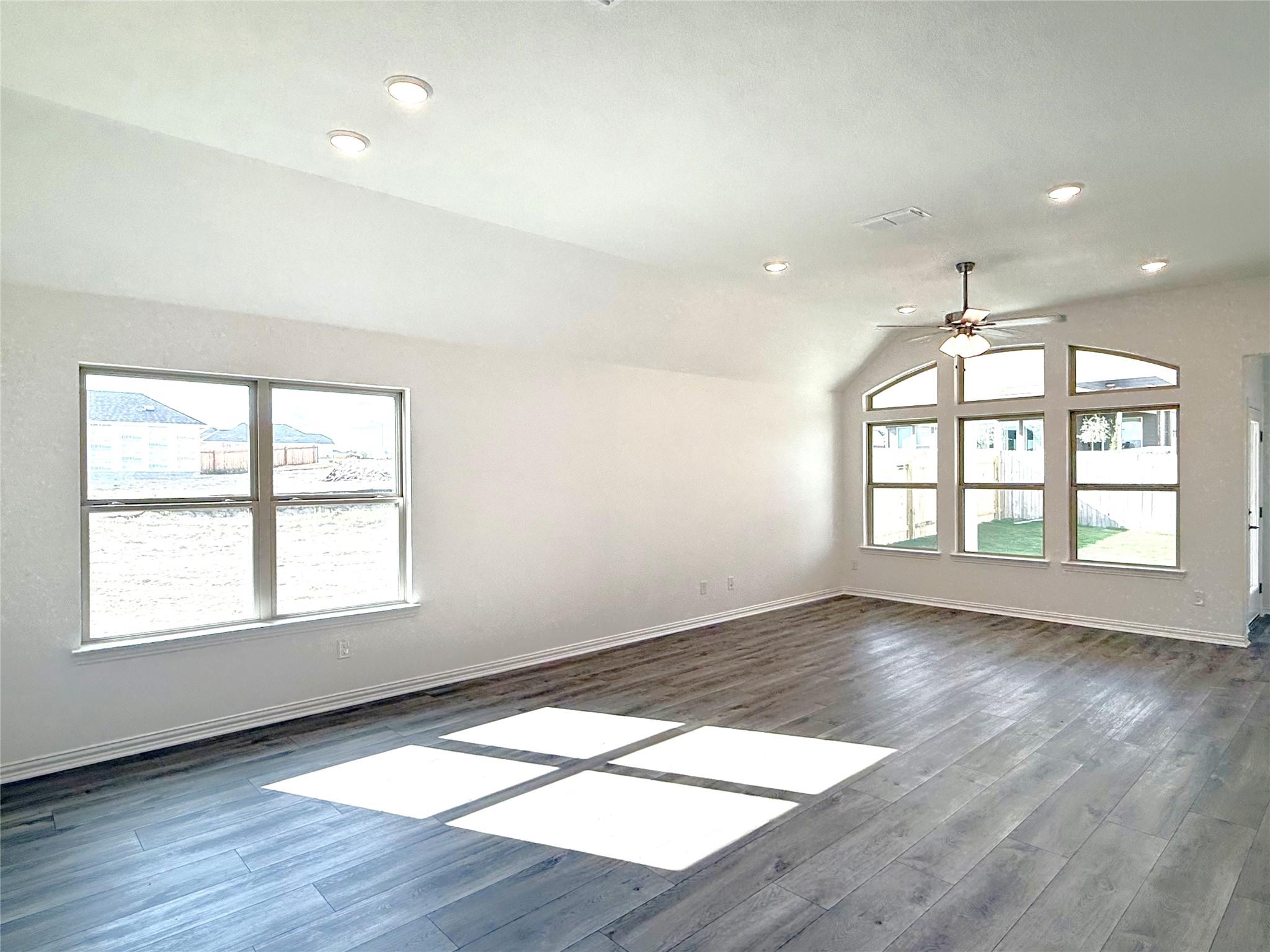 20424 Cassidy LN — photo 5