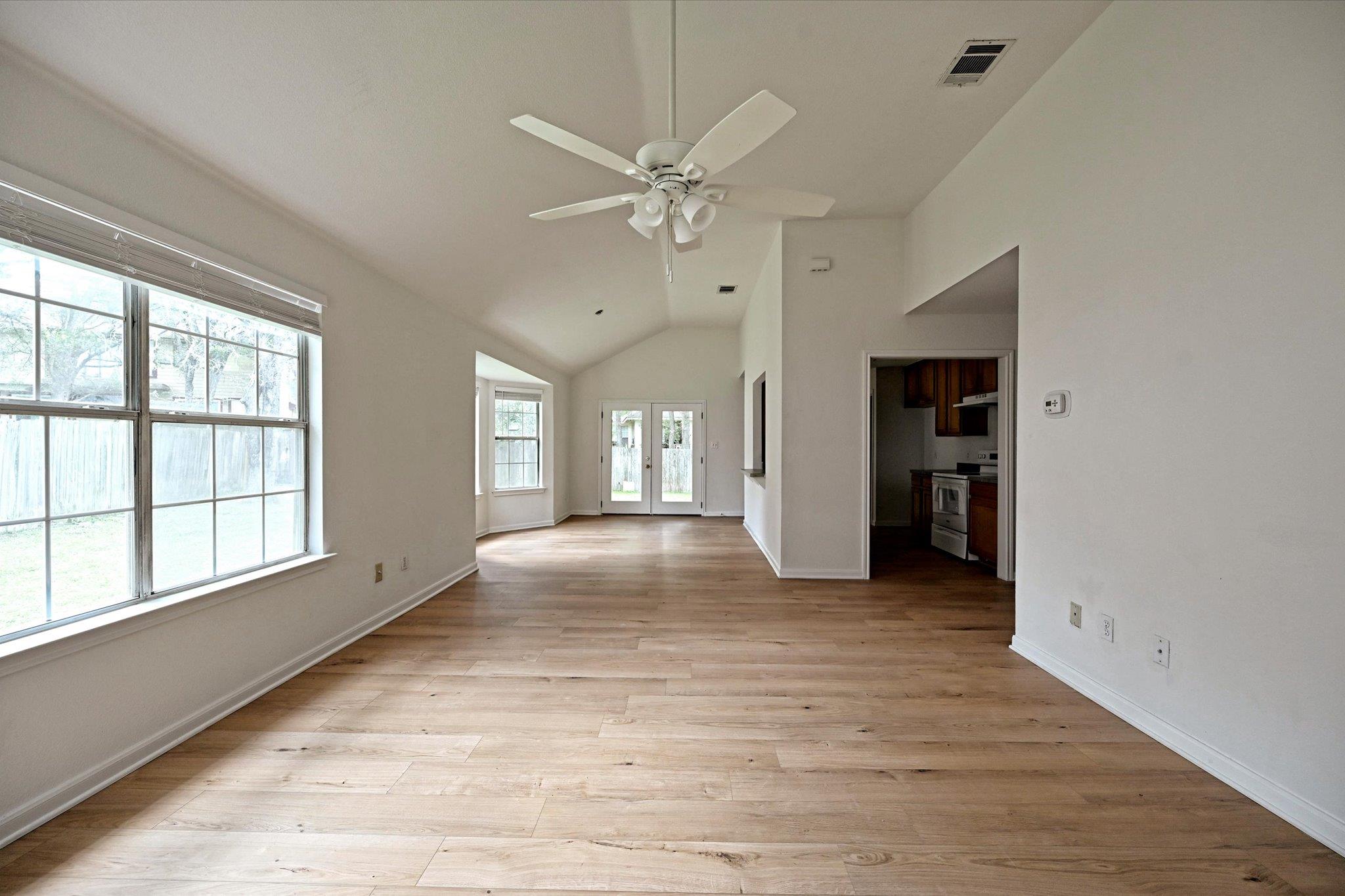 108 Mockingbird CIR — photo 5
