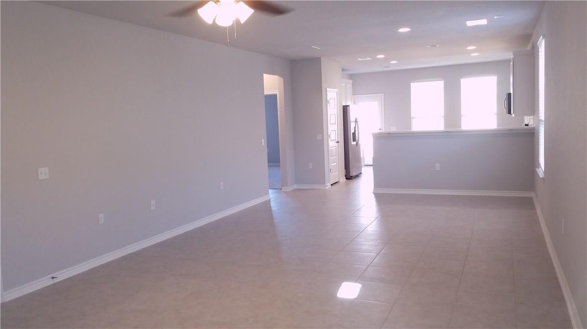 1320 Ambler DR — photo 5