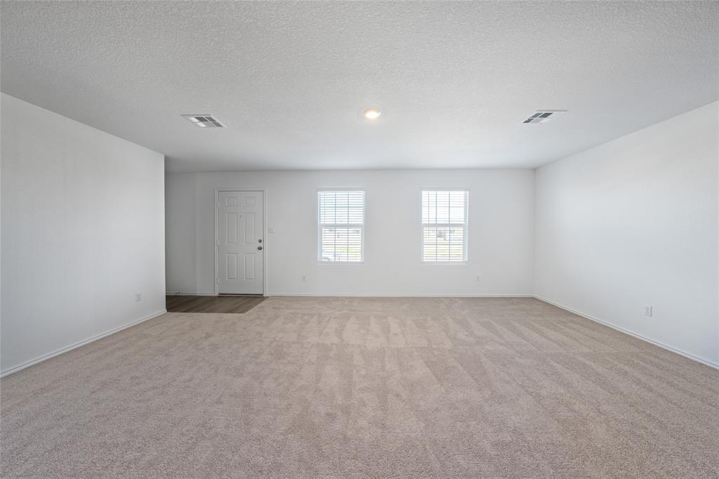 1131 Largemouth LN — photo 4