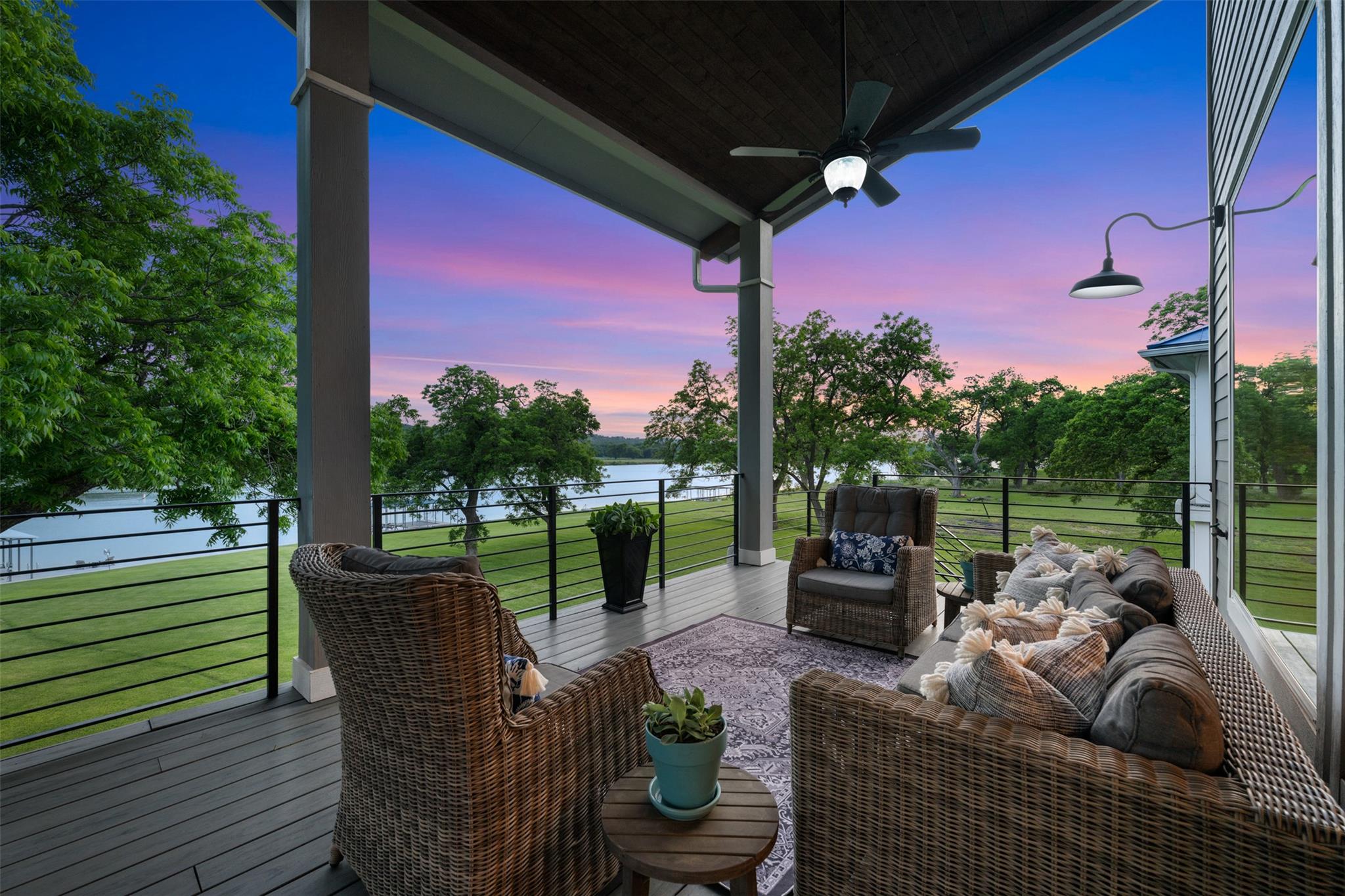 1002 Pecan CIR — photo 5
