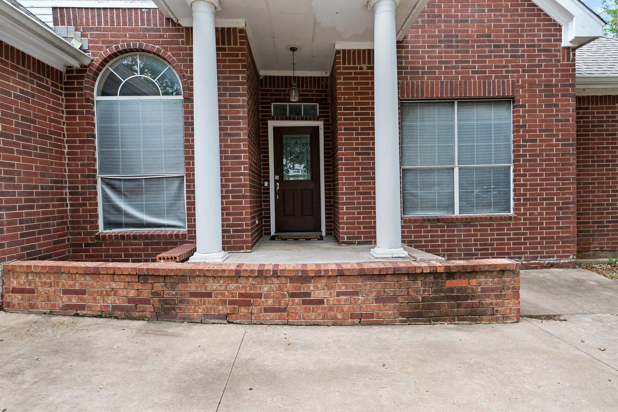 11737 Rydalwater LN — photo 3