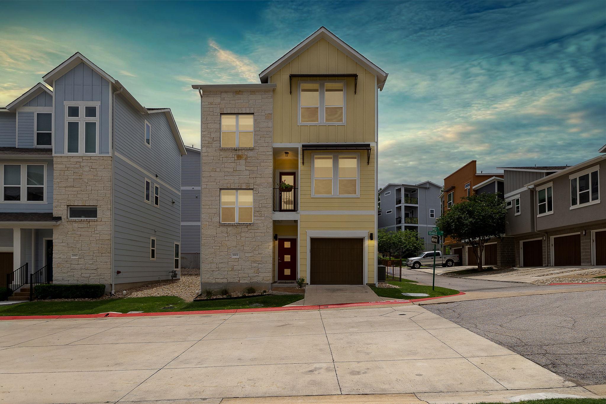 1913 Teagle DR — photo 3