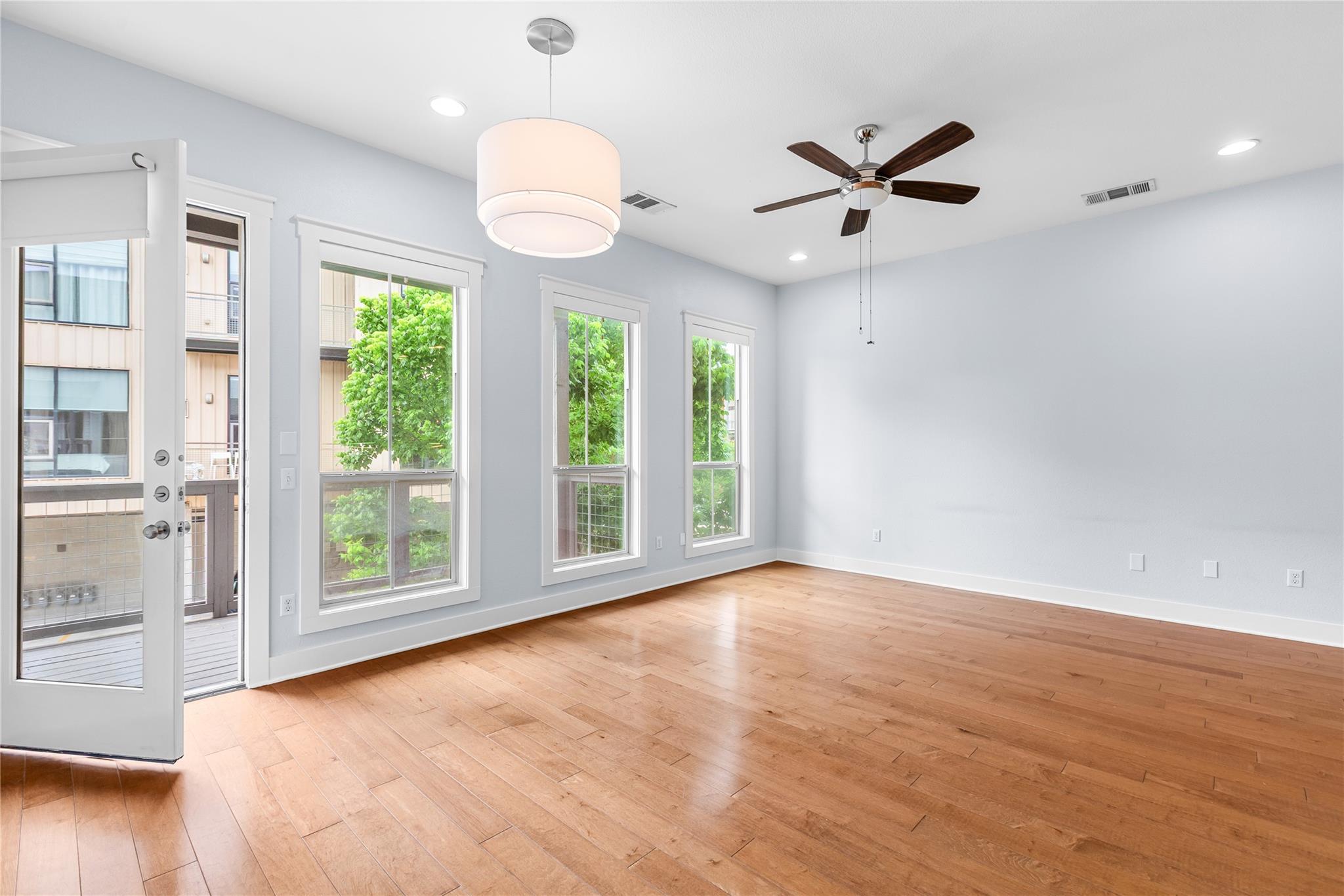 2520 Bluebonnet LN #52 — photo 5