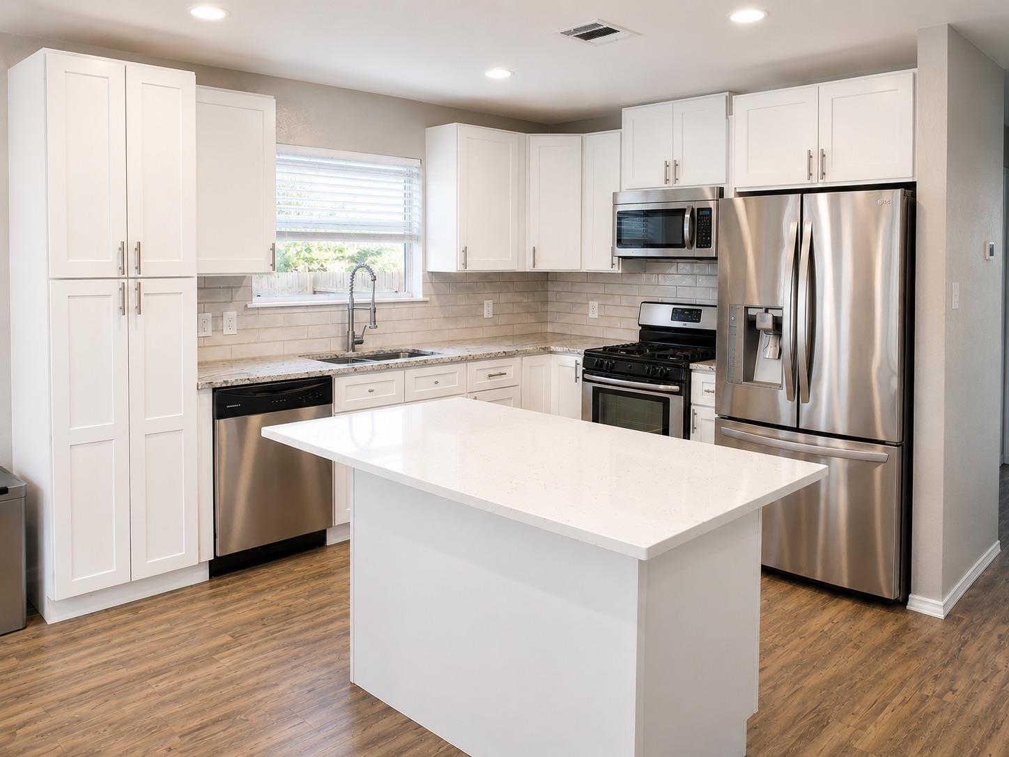 1422 Green Terrace DR — photo 3