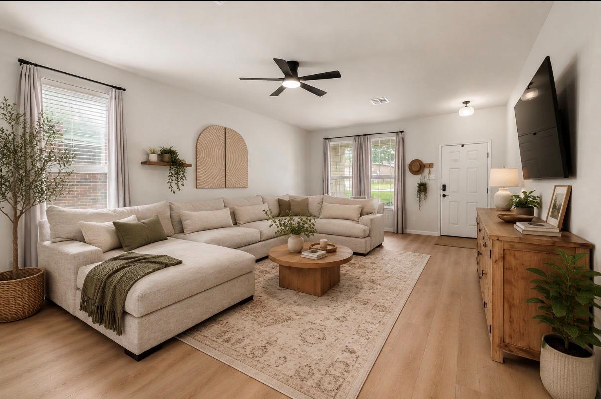 176 Willow Leaf LN — photo 3