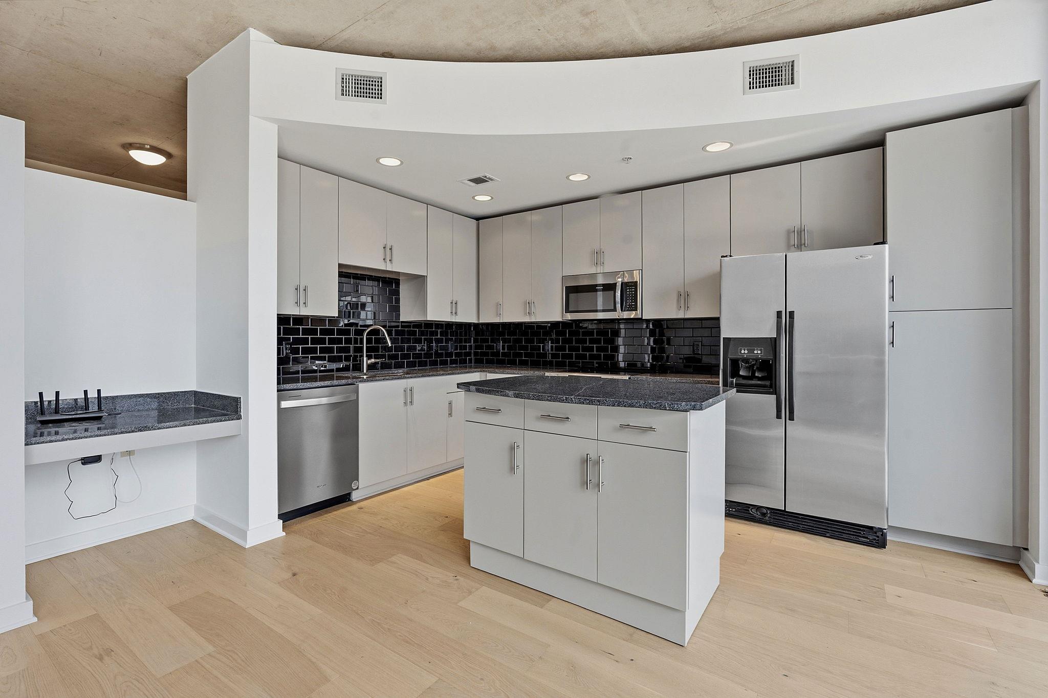360 Nueces ST #1303 — photo 3
