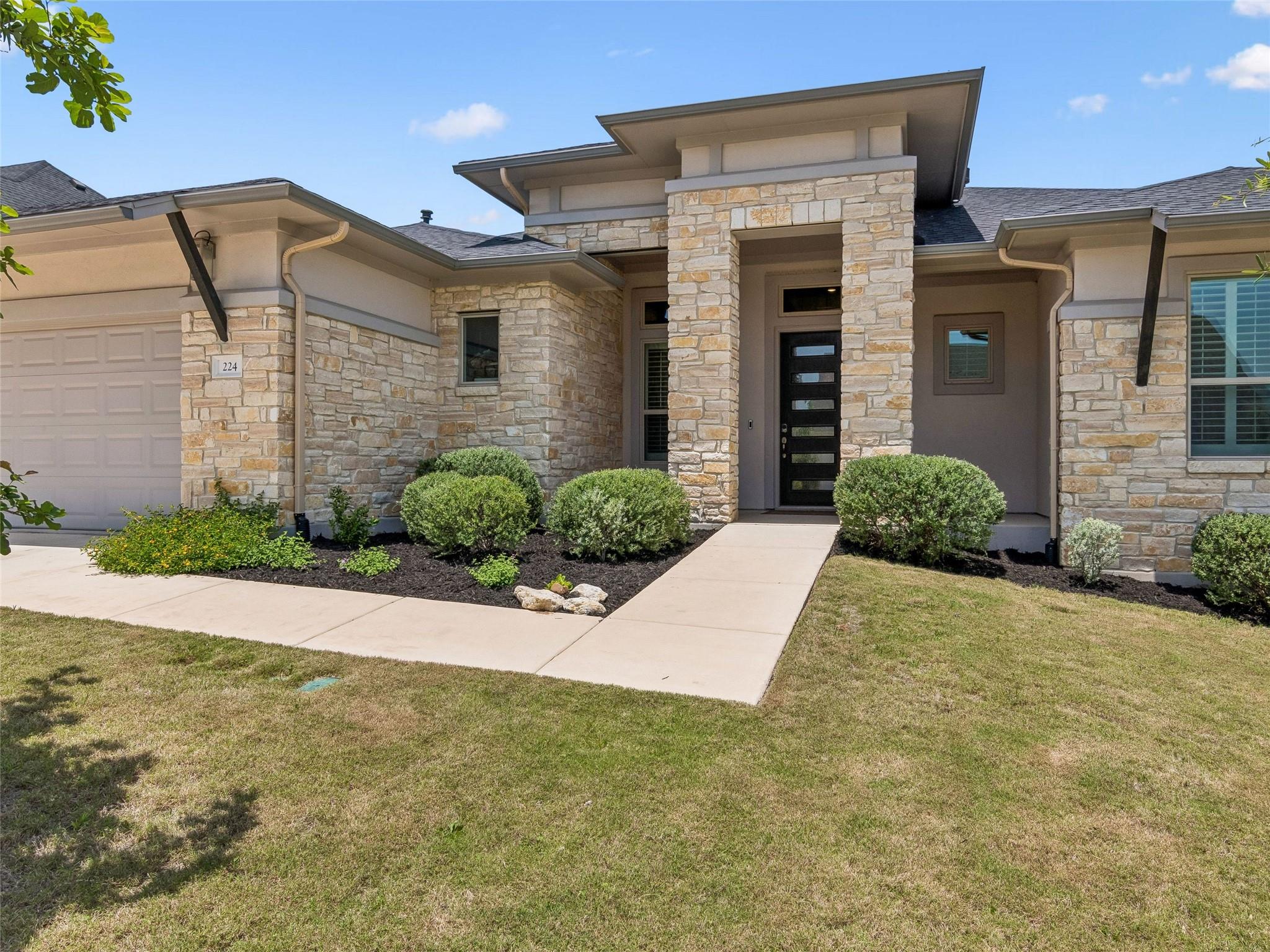 224 Sweeping Sage LN — photo 3