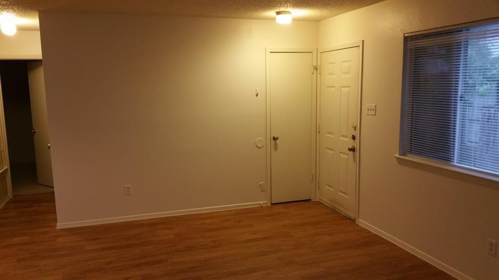 11925 Sunhillow BND #A — photo 3