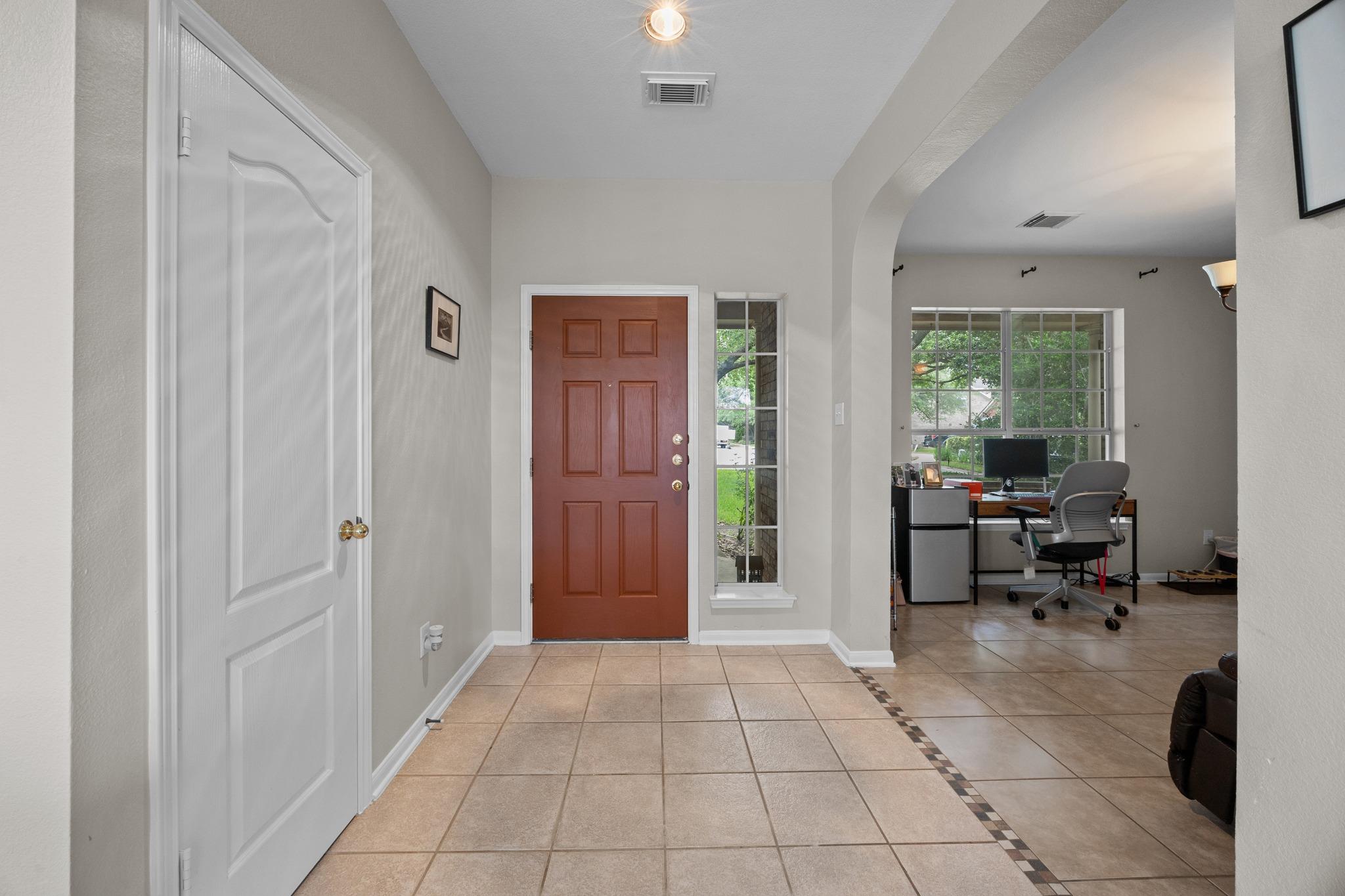 602 Kai DR — photo 3