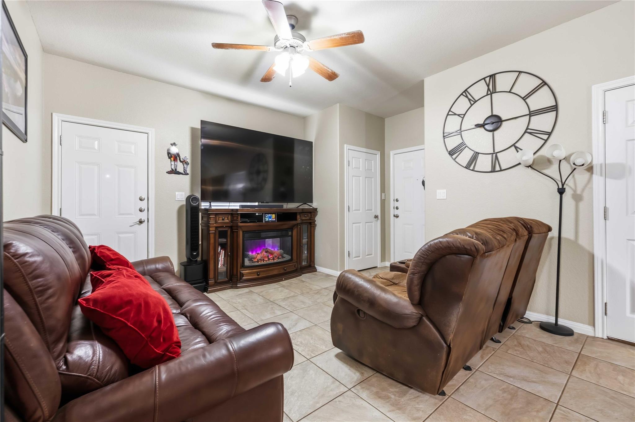 400 Carl Shipp DR — photo 4