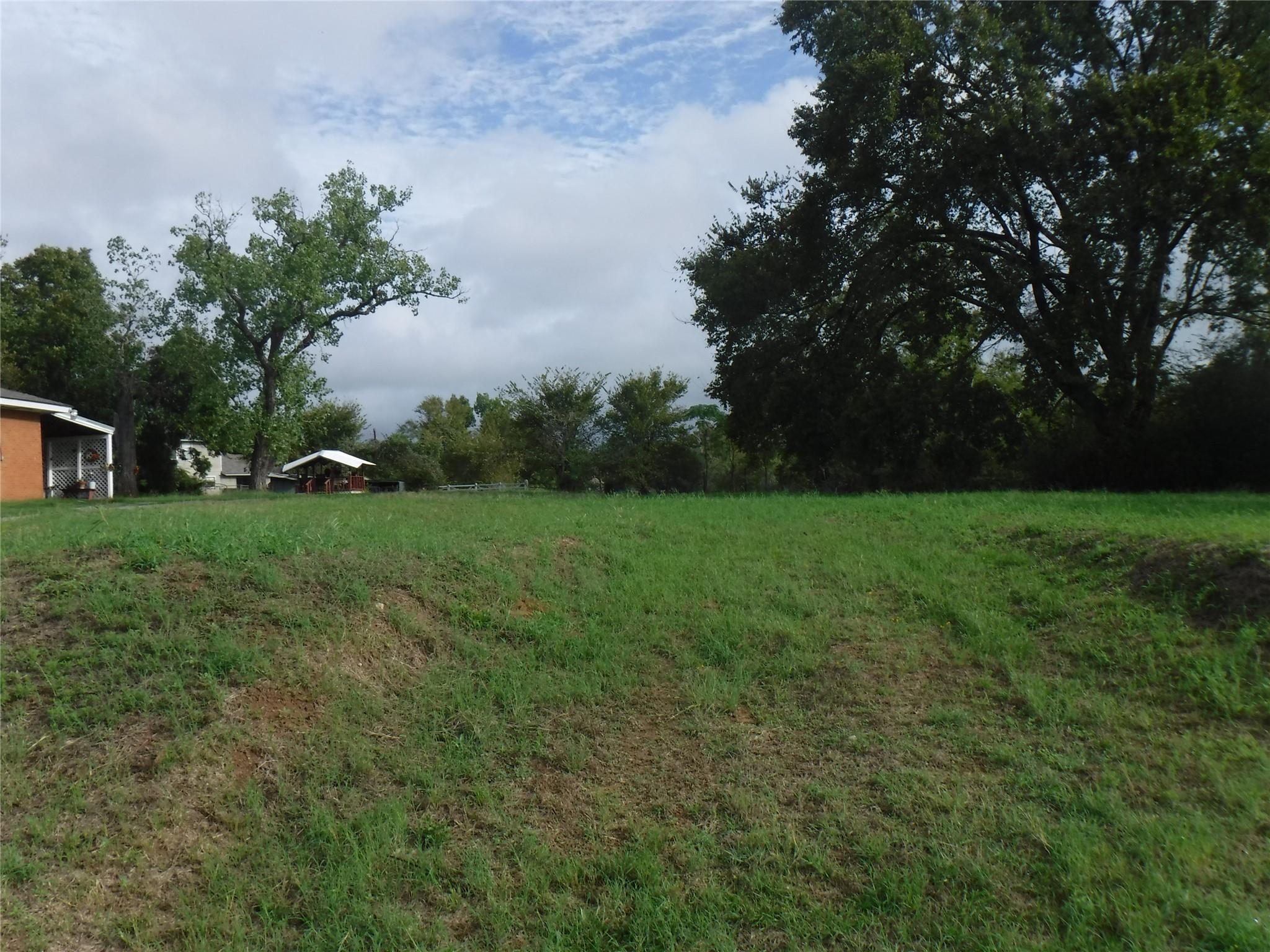 524 Old McDade Rd Old McDade RD