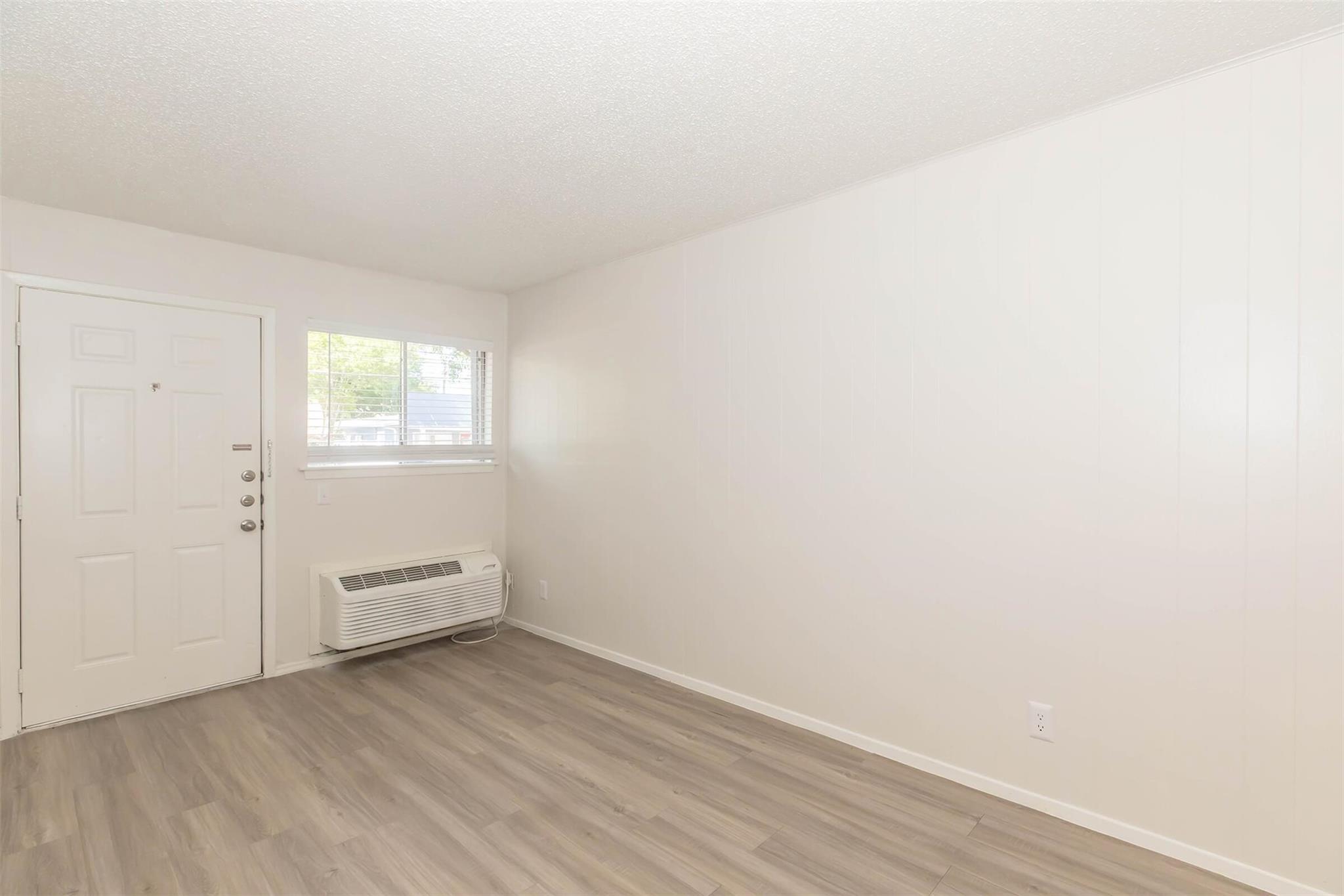 4100 Avenue A #106 — photo 3