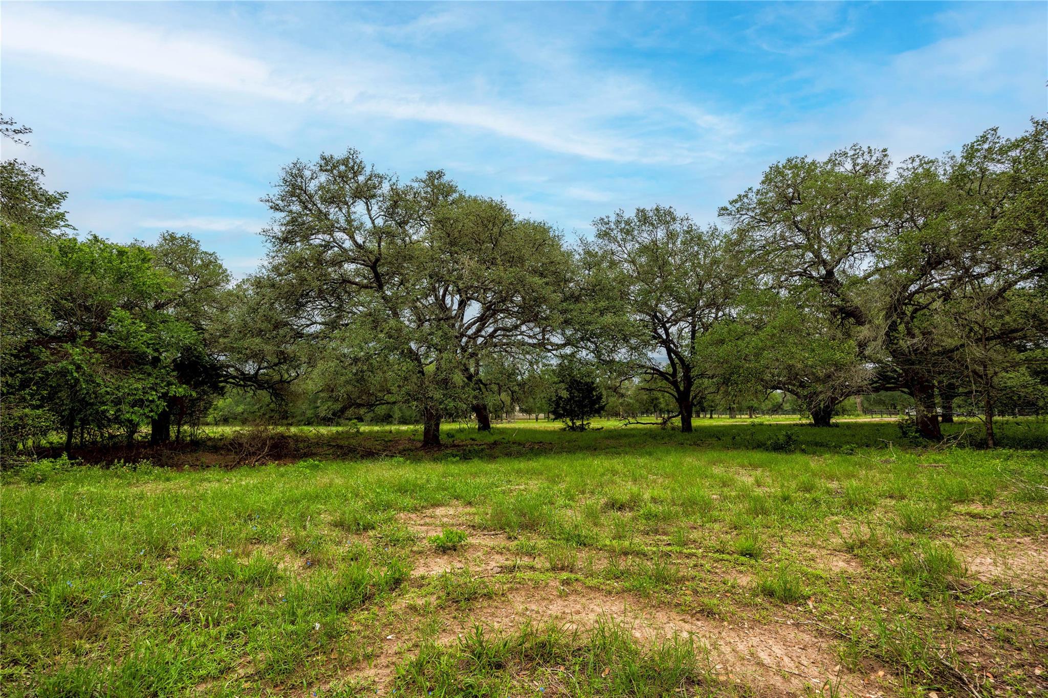 2570 Burke RD — photo 4