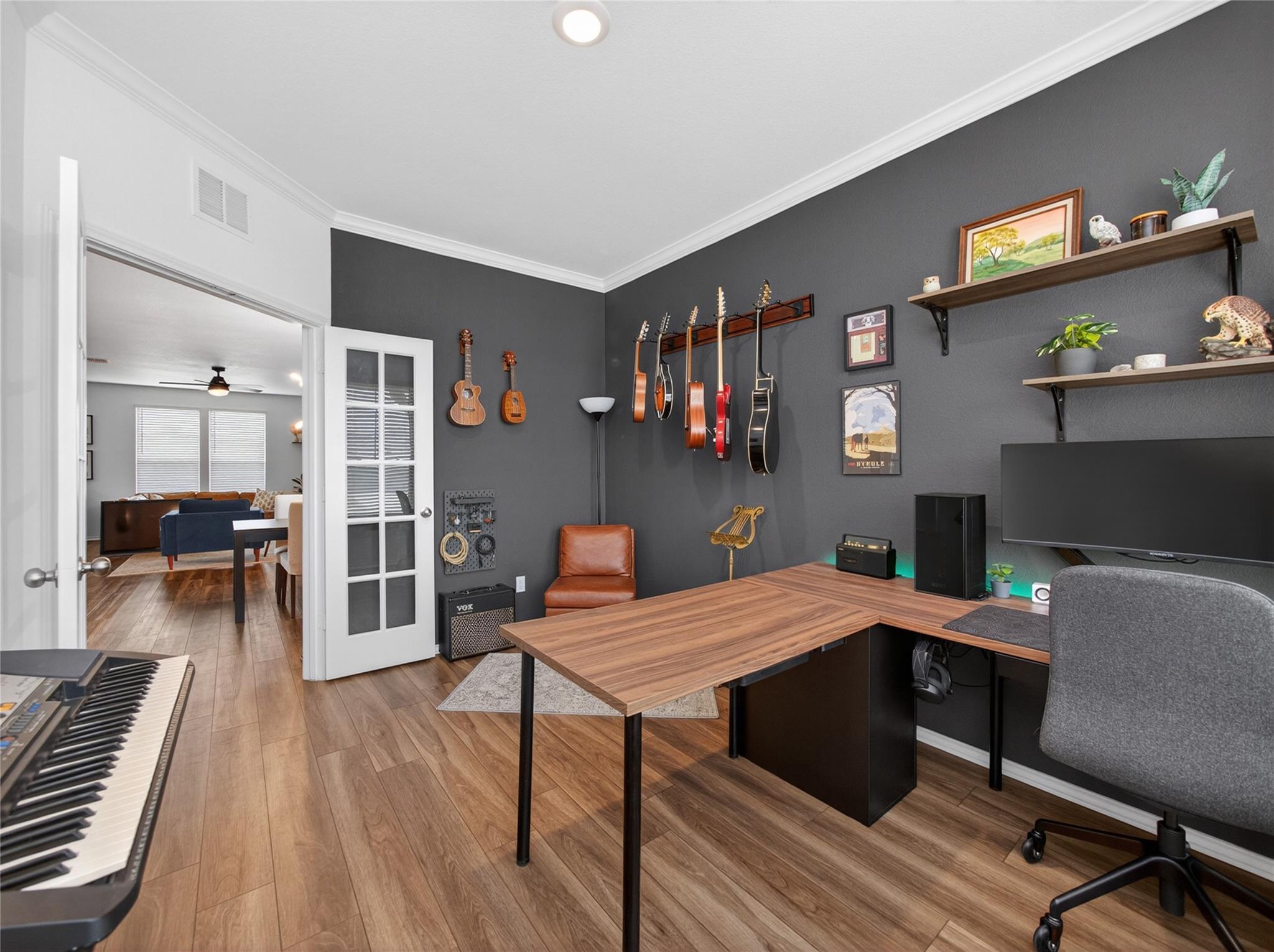 440 English Oak ST — photo 5