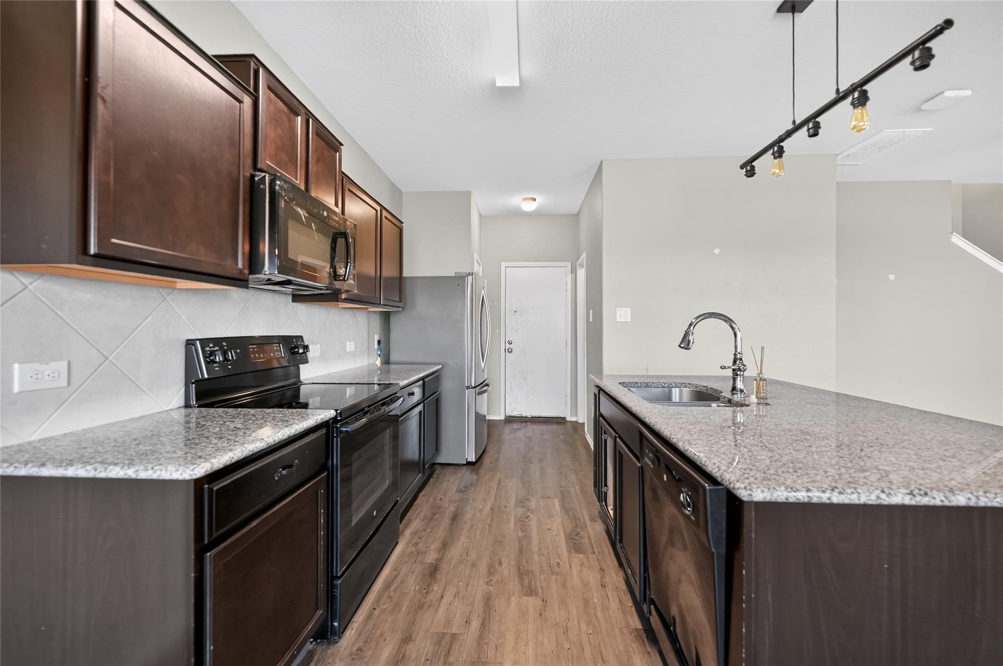 456 Major Lee LN #17H — photo 4