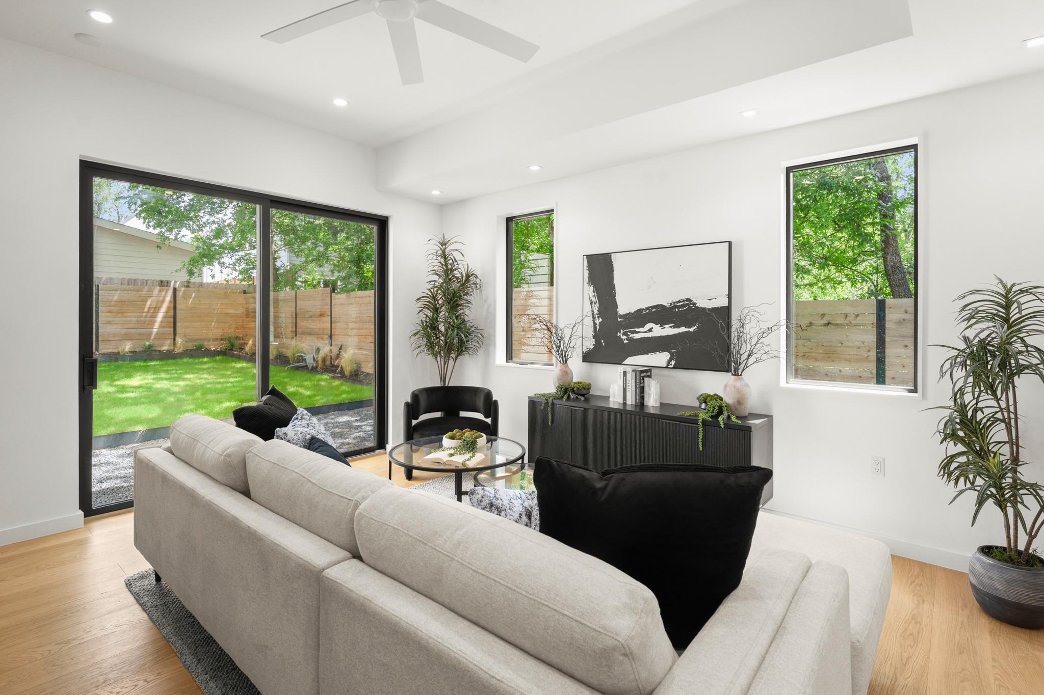 5511 Joe Sayers Ave #B — photo 3