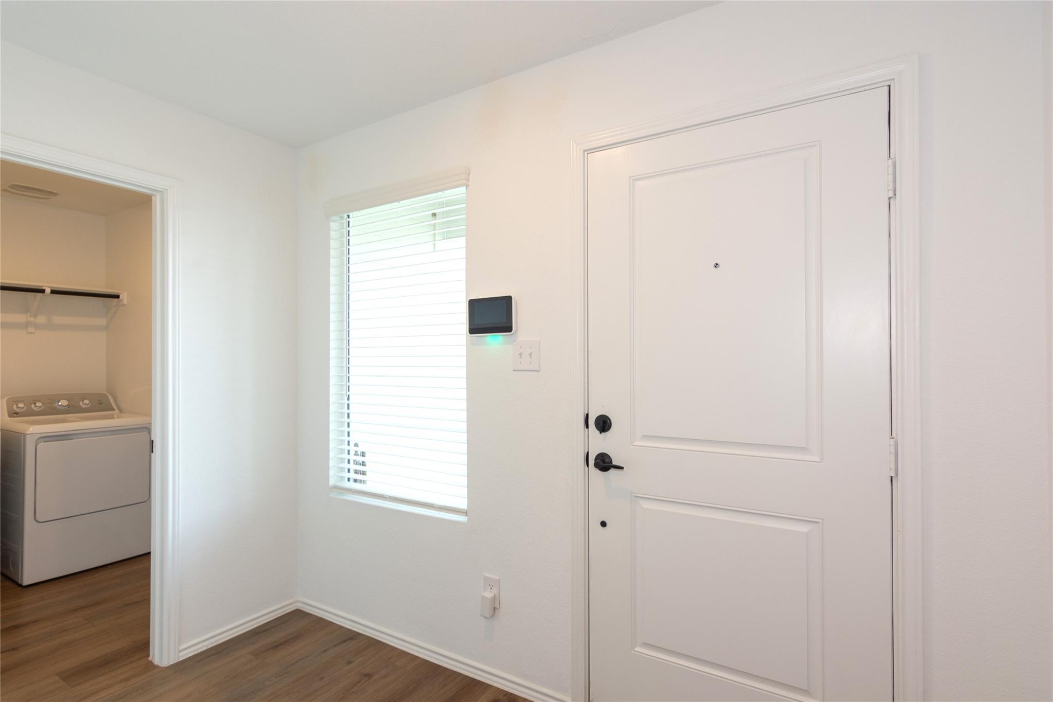 548 Rancho Del Cielo LOOP — photo 3