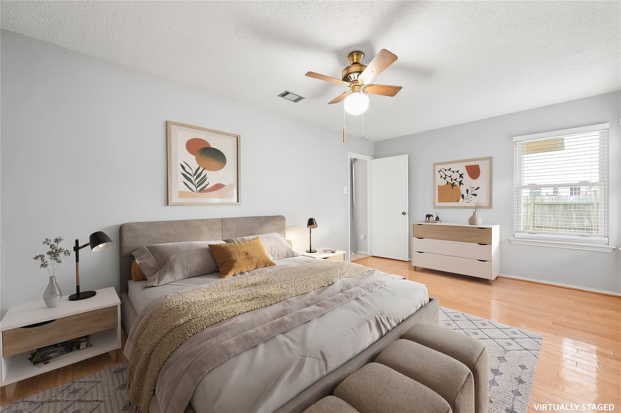 4009 Alexandria DR — photo 5