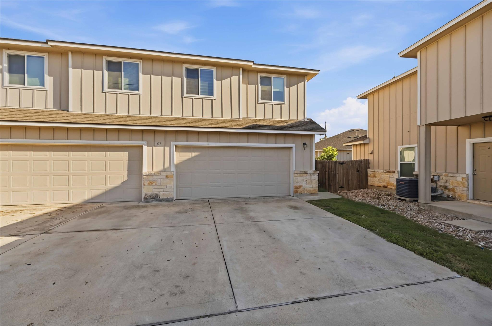 105 Liberty Place CV — photo 3