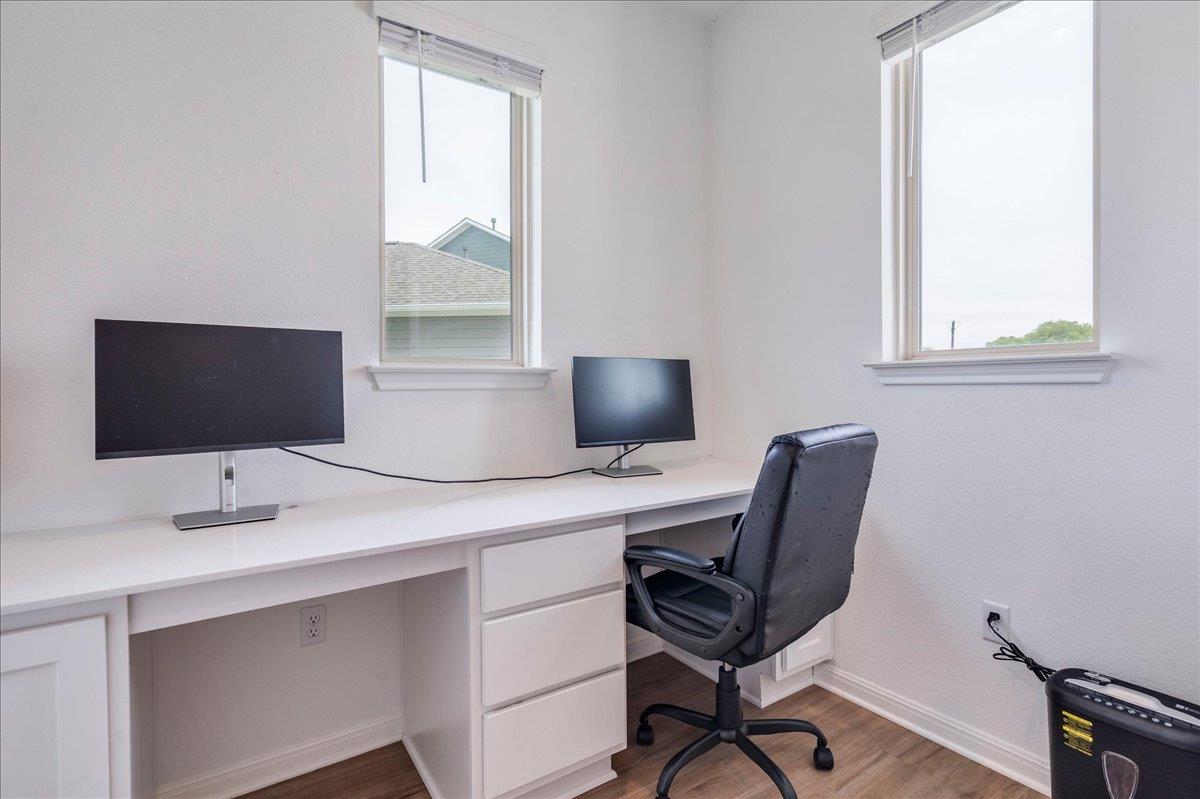 7000 Nijinsky DR — photo 3