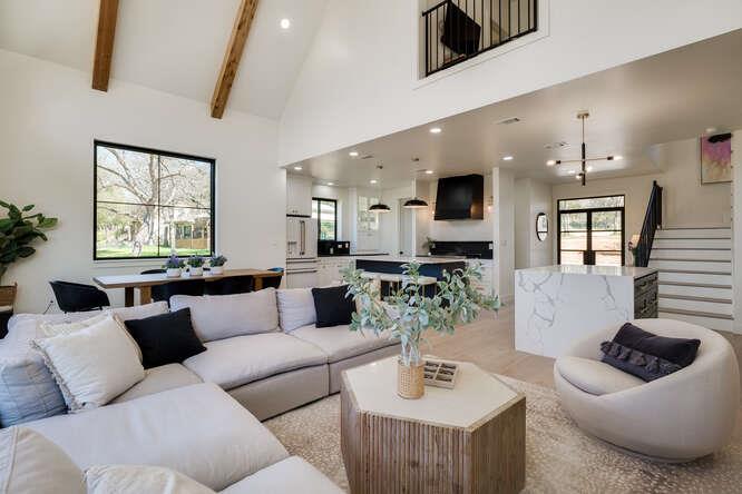 614 Pecan Creek DR — photo 4