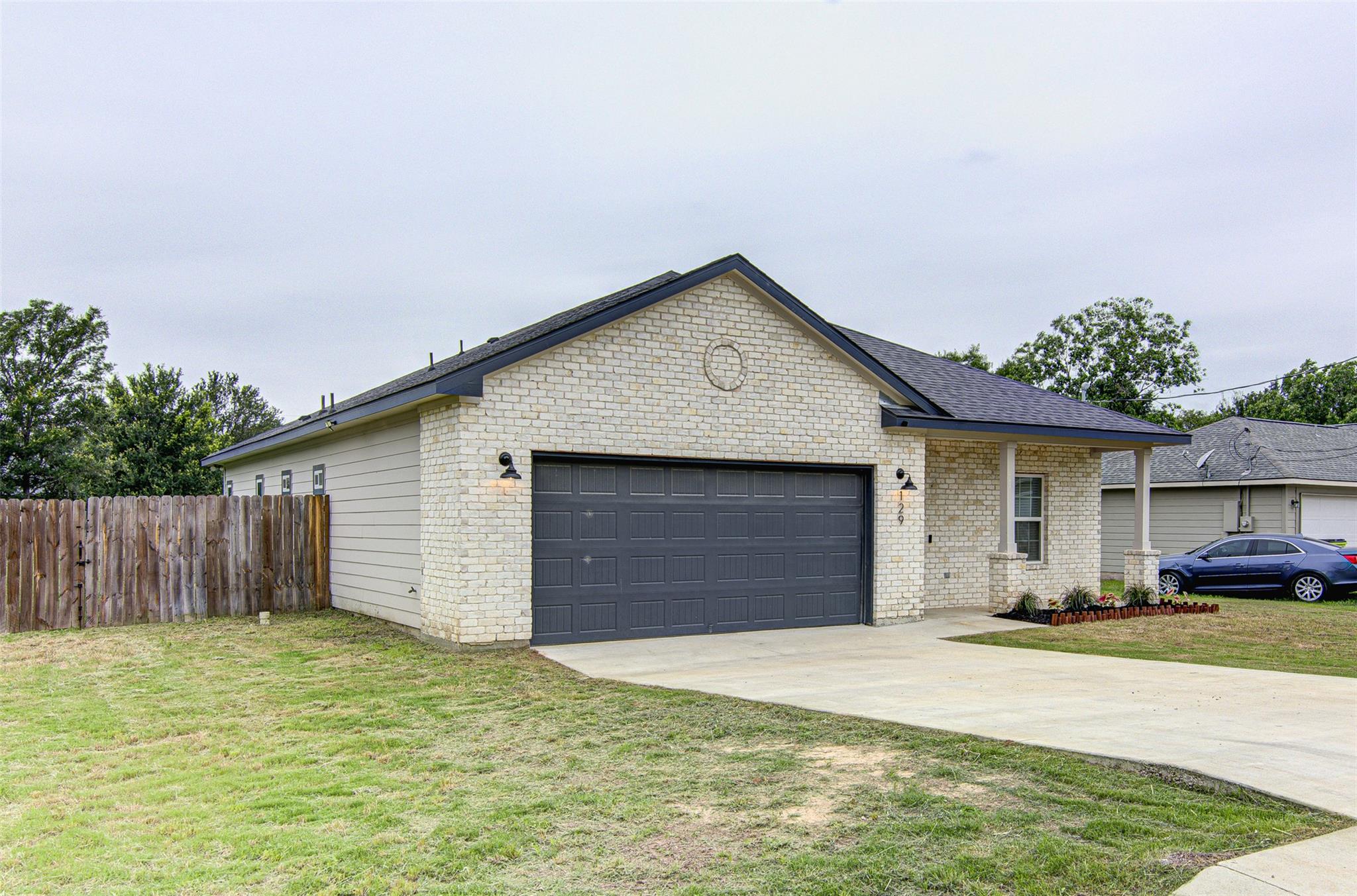 129 Kawainui LN — photo 3