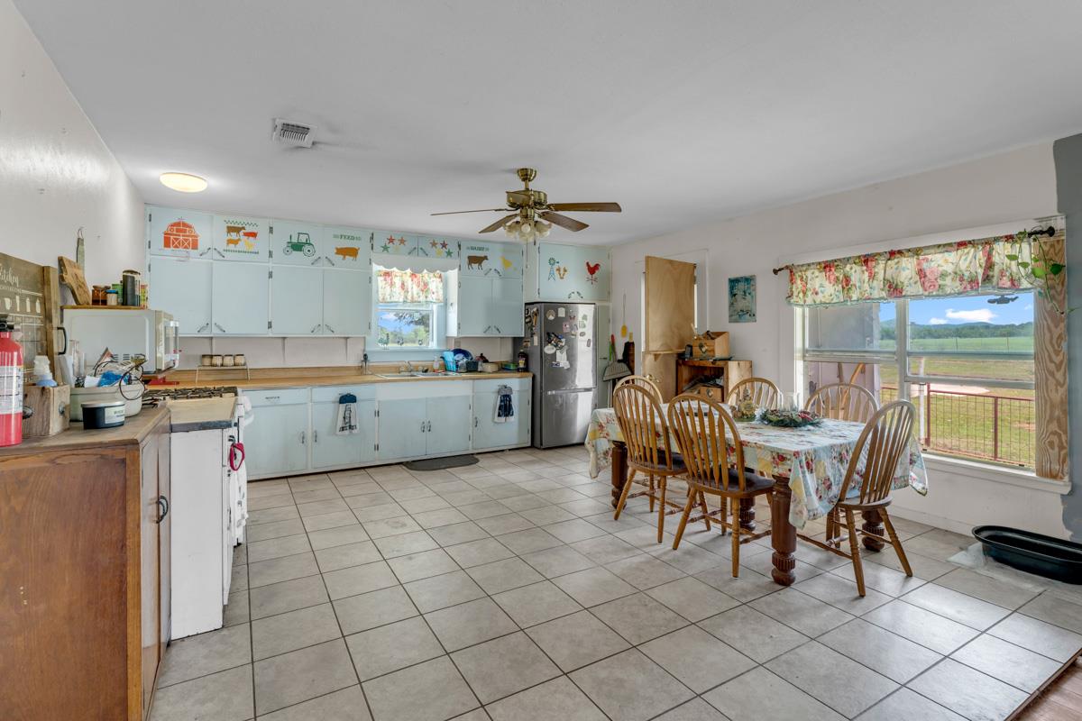 6311 Ranch Road 2241 — photo 4