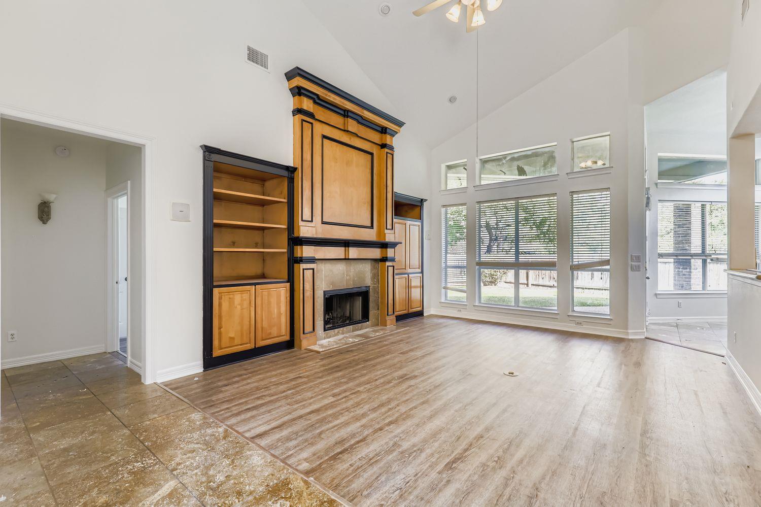 1404 Hidden Glen DR — photo 3
