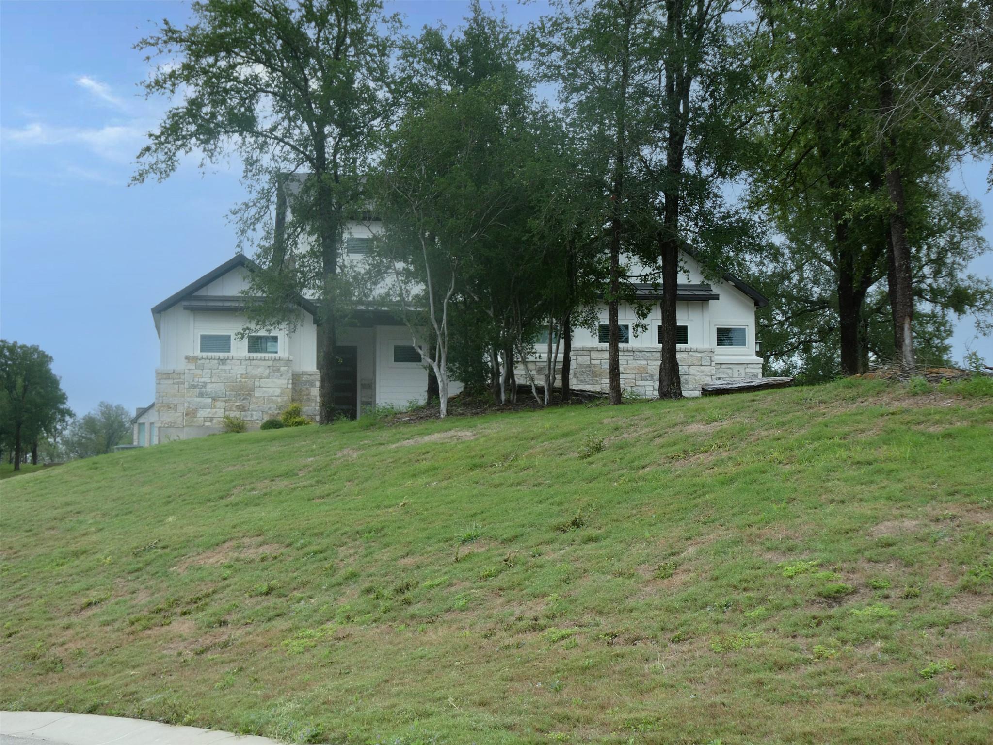 116 MERLIN CT
