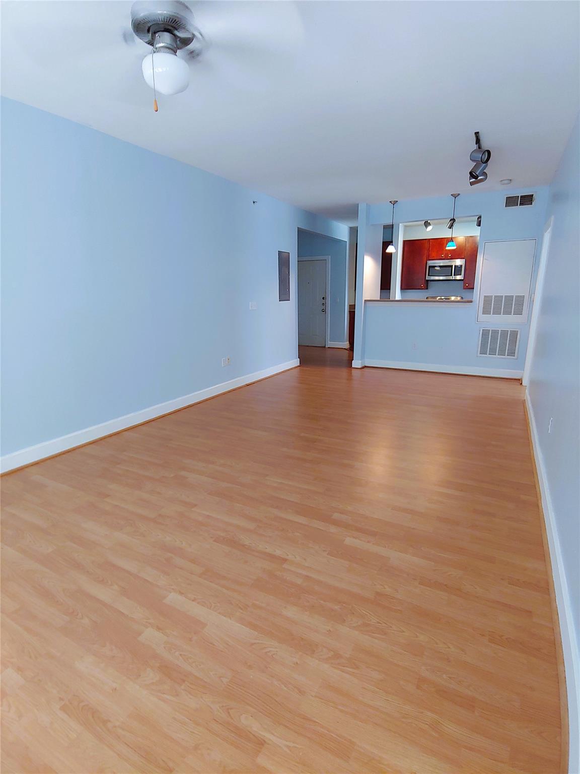 1901 Crossing Place ##3203 — photo 3