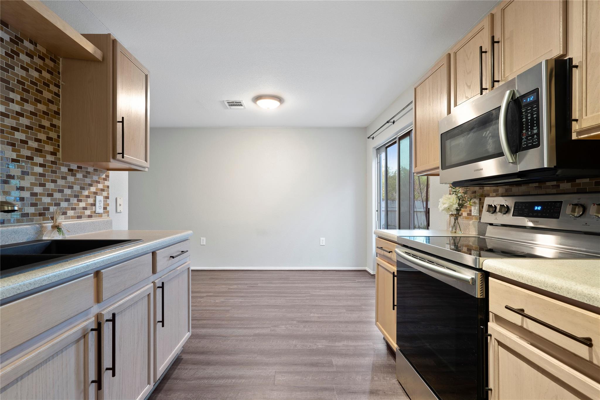 8609 Claude CT — photo 3