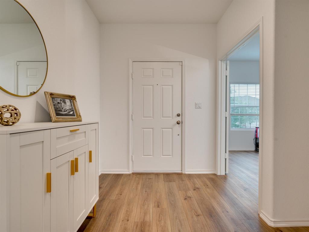 1208 Sweetspire ST — photo 5