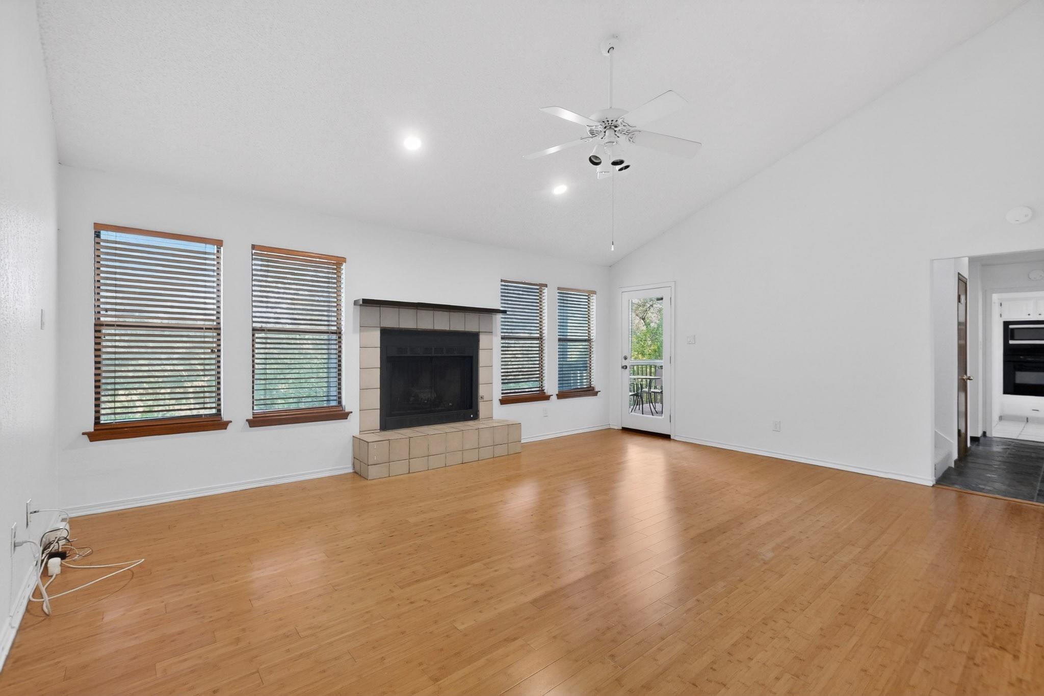 5107 McKittrick Canyon DR — photo 3