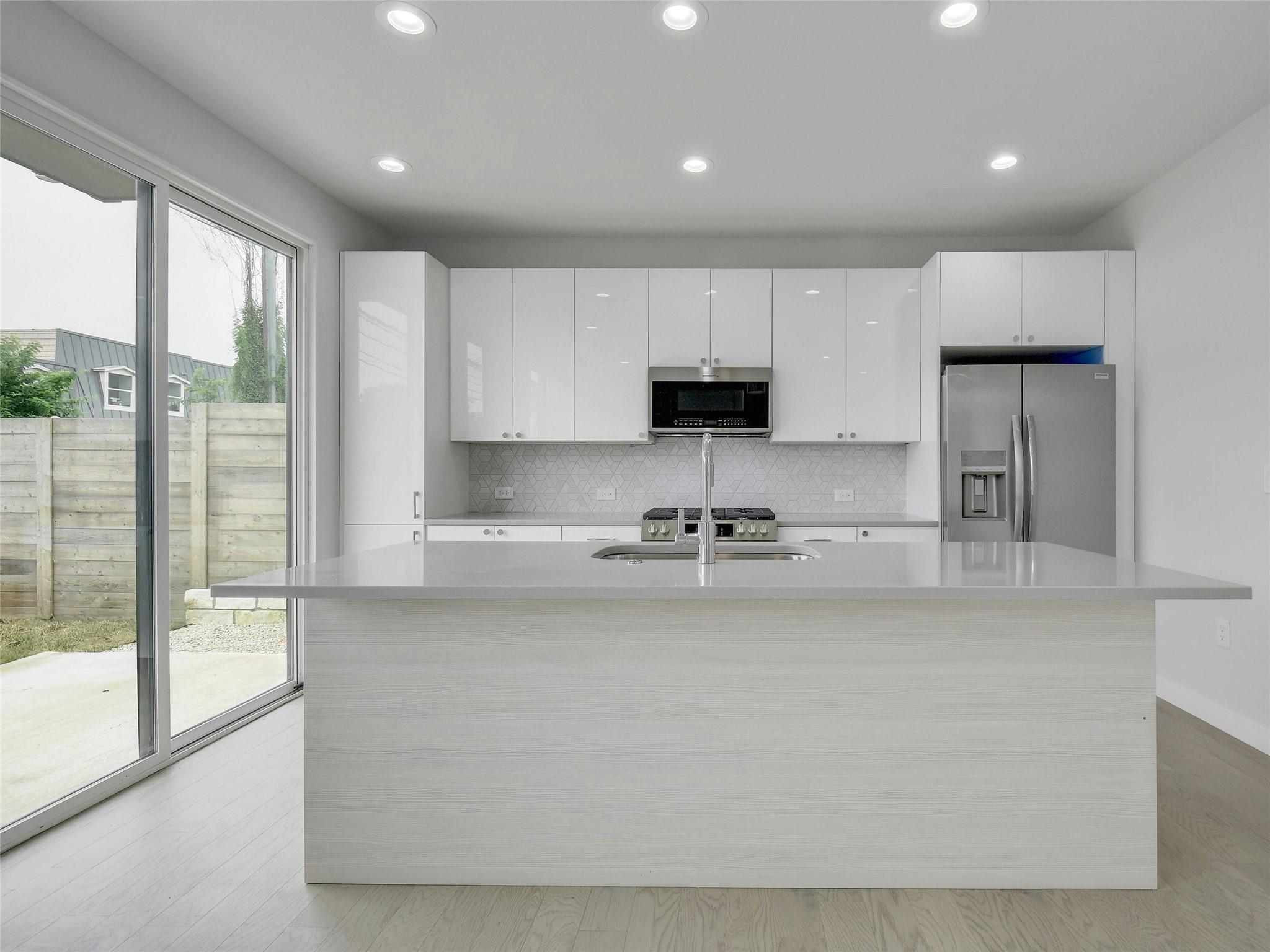 313 Blackson Ave #B — photo 4