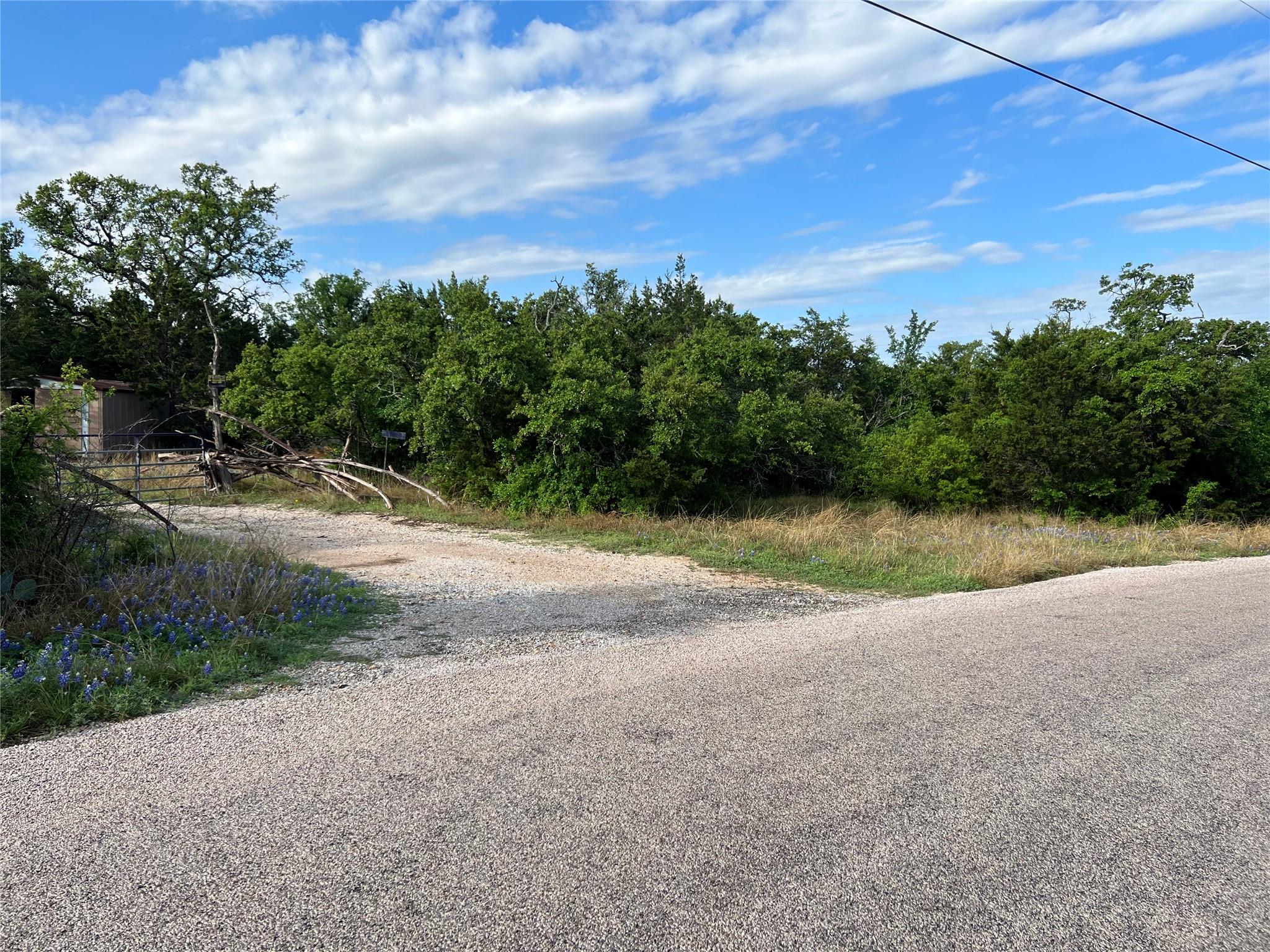 220 Rocky RD — photo 4