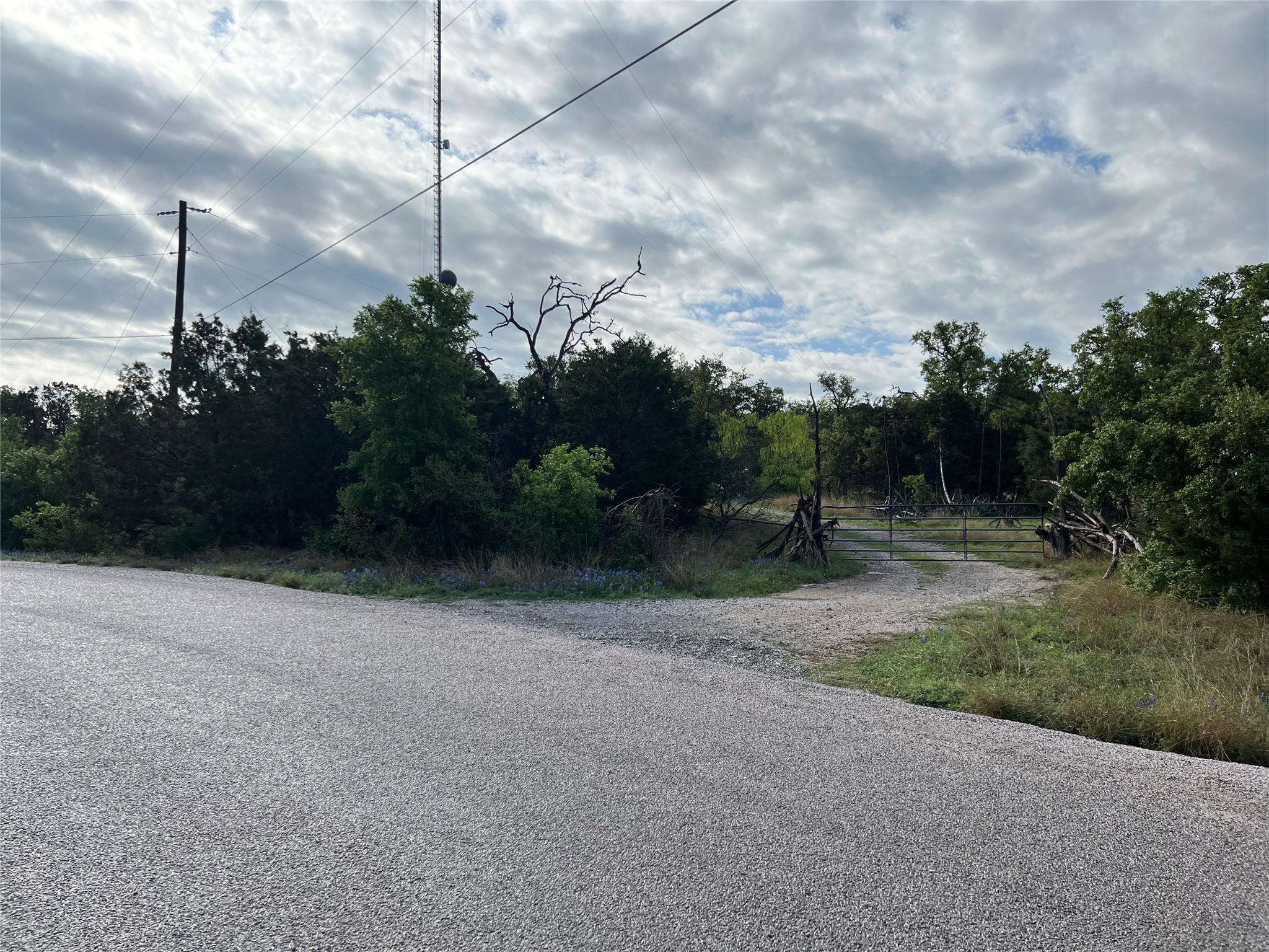 220 Rocky RD — photo 5