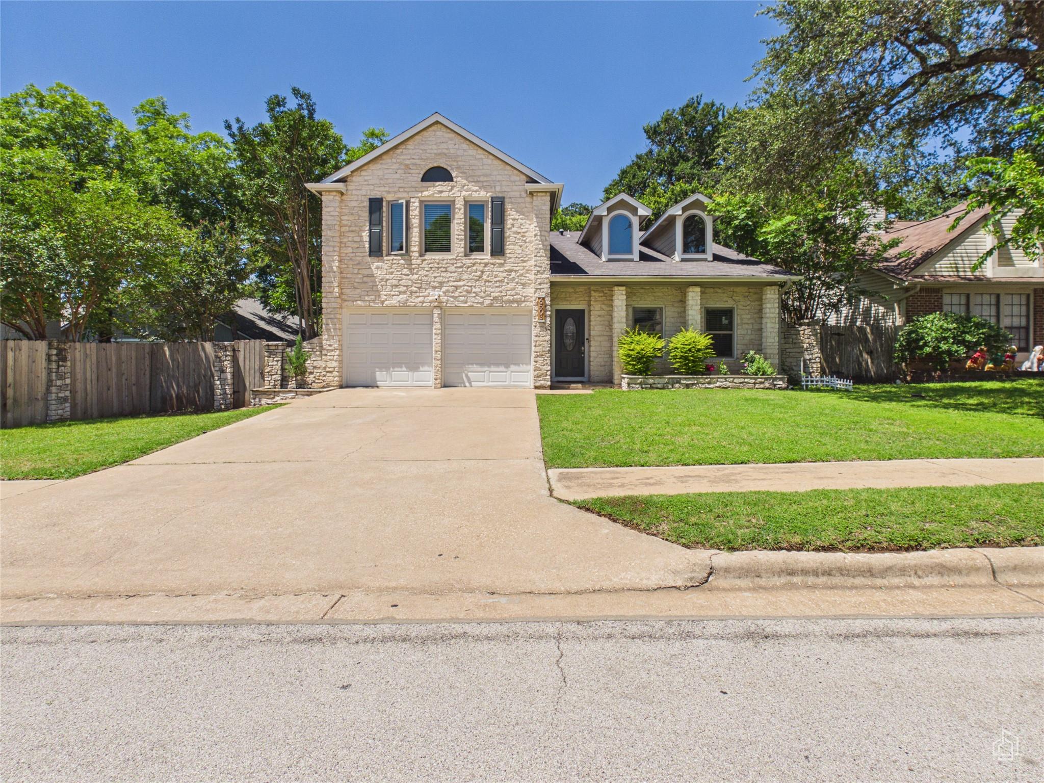 6503 Shiner ST — photo 4