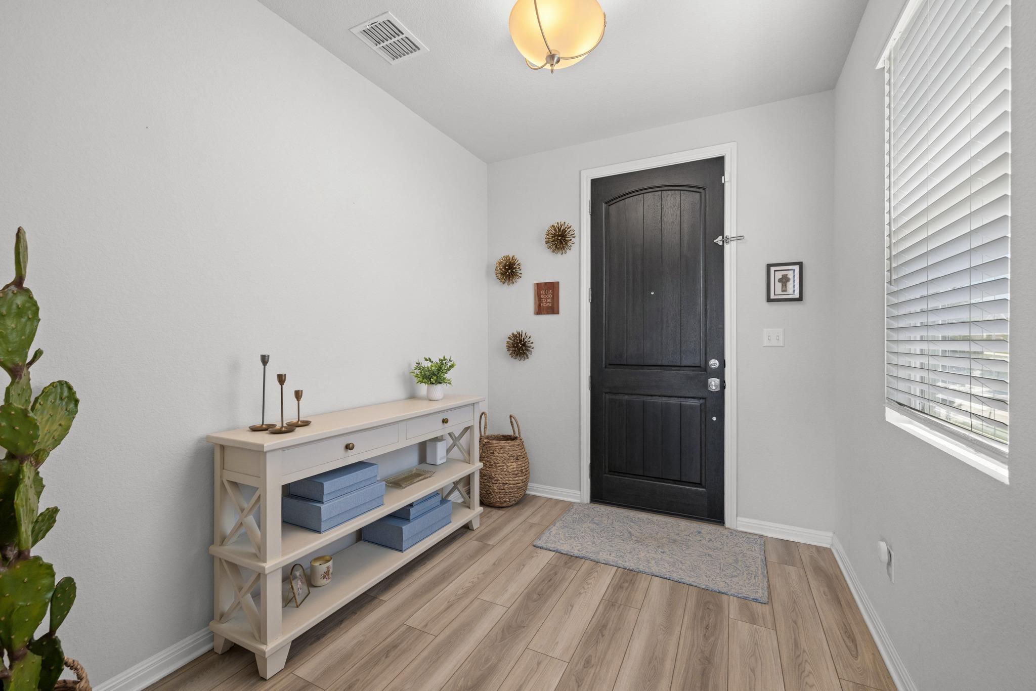 2049 Winston WAY — photo 4